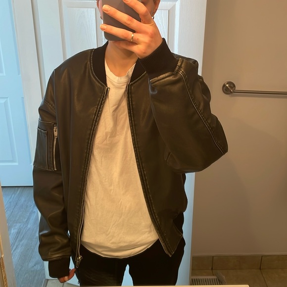 Zara faux leather bomber jacket - Picture 6 of 6